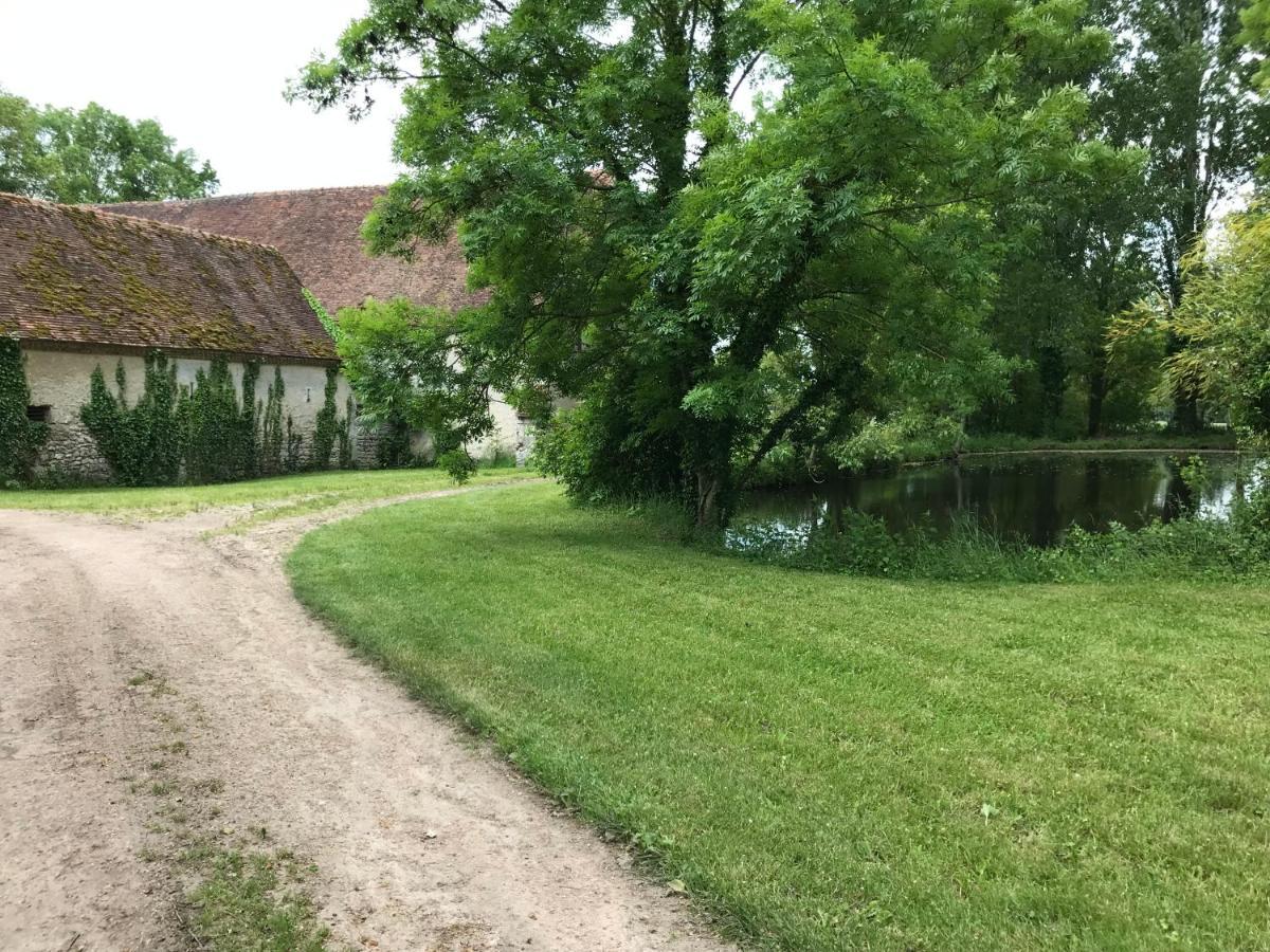 Chateau De Vesset Treteau Exterior photo